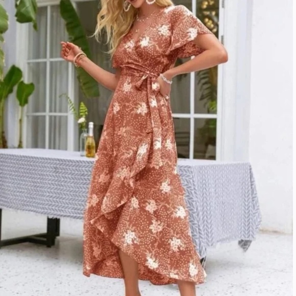 Boho Green Ruffle Hem Butterfly Sleeve Wrap Dress - Picture 11 of 15